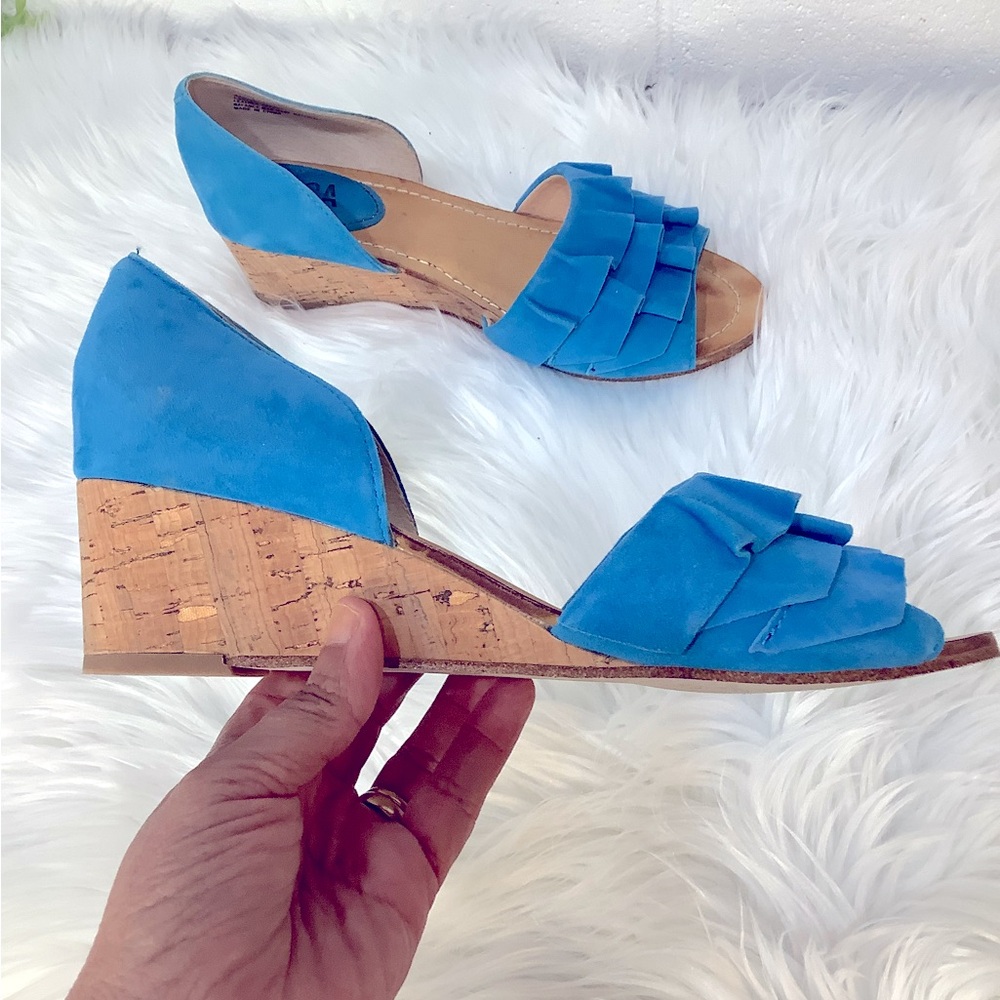 LUCCA LANE SADDIE WEDGE SANDALS